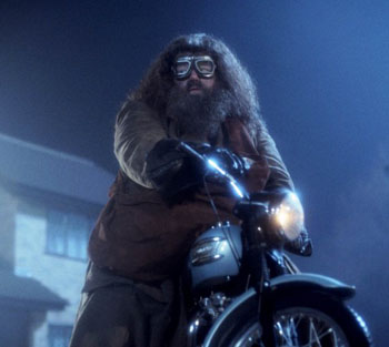 Hagrid sur sa moto volante dans ES/f