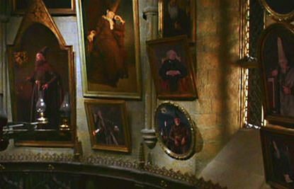 portraits des anciens directeurs dans le bureau de Dumbledore dans CS/f 